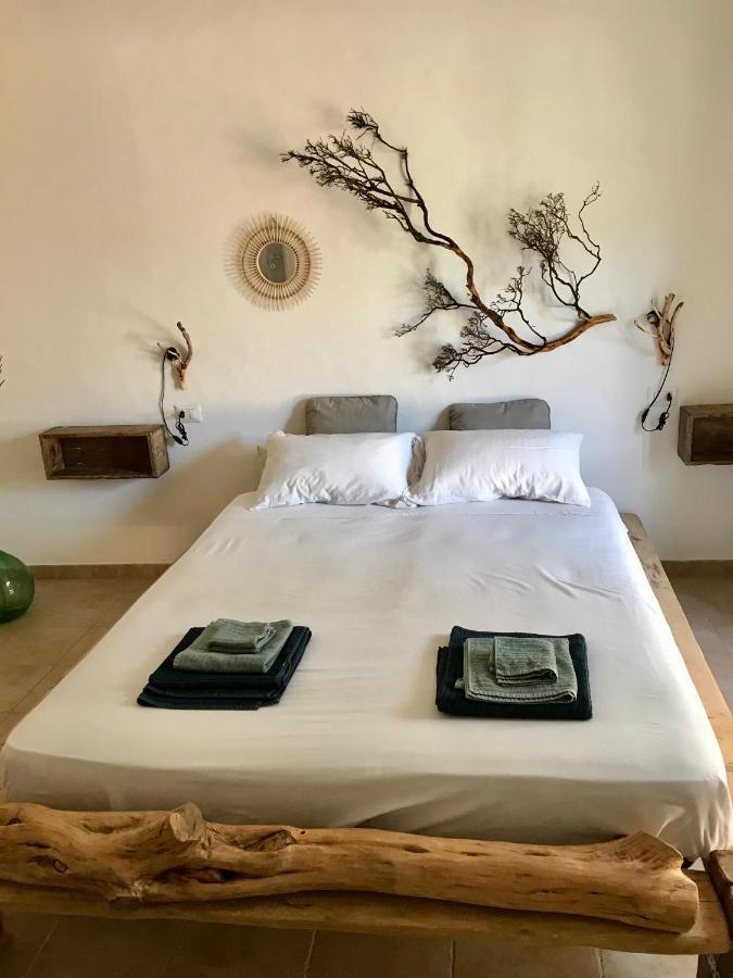 I Ginepri Bed & Breakfast Teulada Ngoại thất bức ảnh