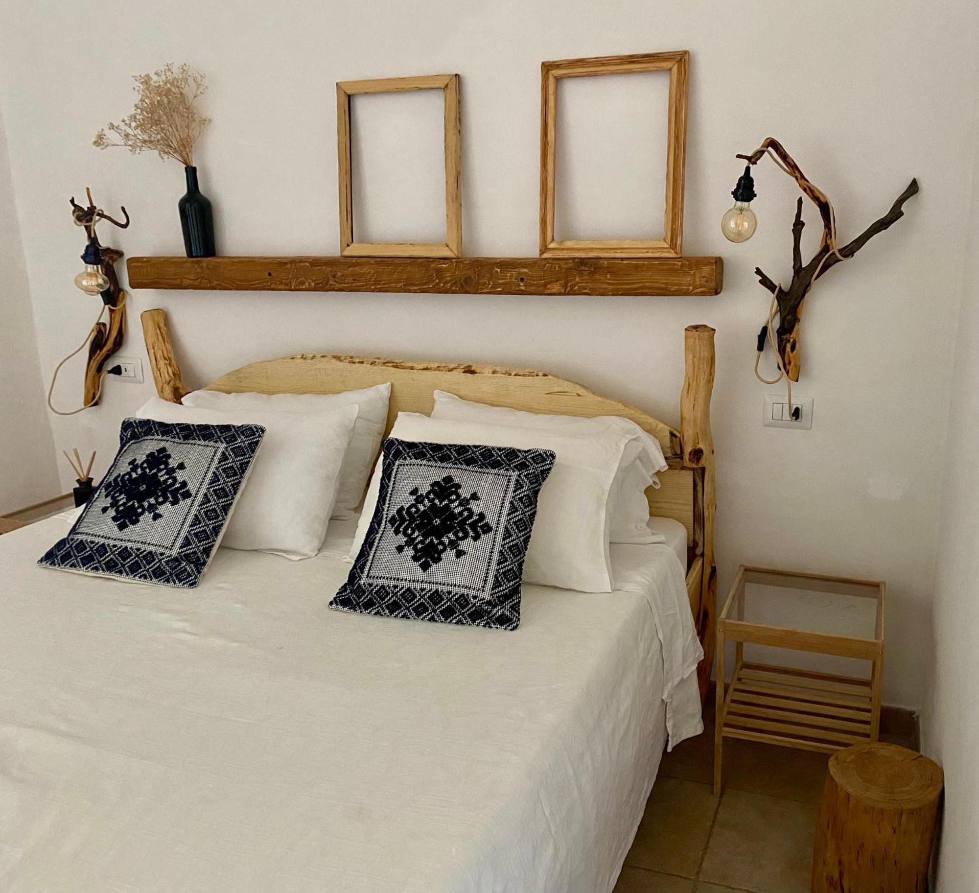 I Ginepri Bed & Breakfast Teulada Ngoại thất bức ảnh